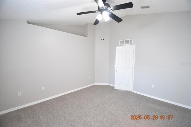 Building Photo - 30634 Birdhouse Dr