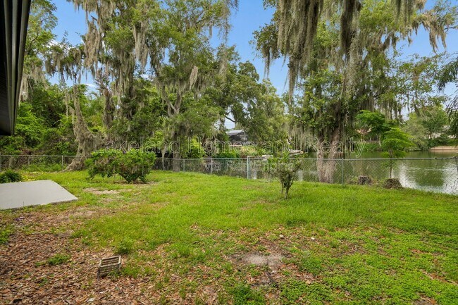 Building Photo - 95 Woodside Dr