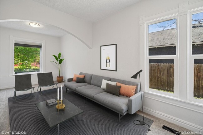 Building Photo - 3817 Osage St