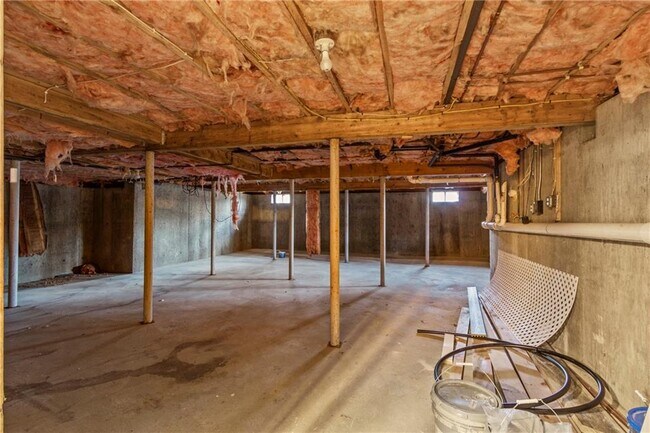 Building Photo - 42 Belfield Dr