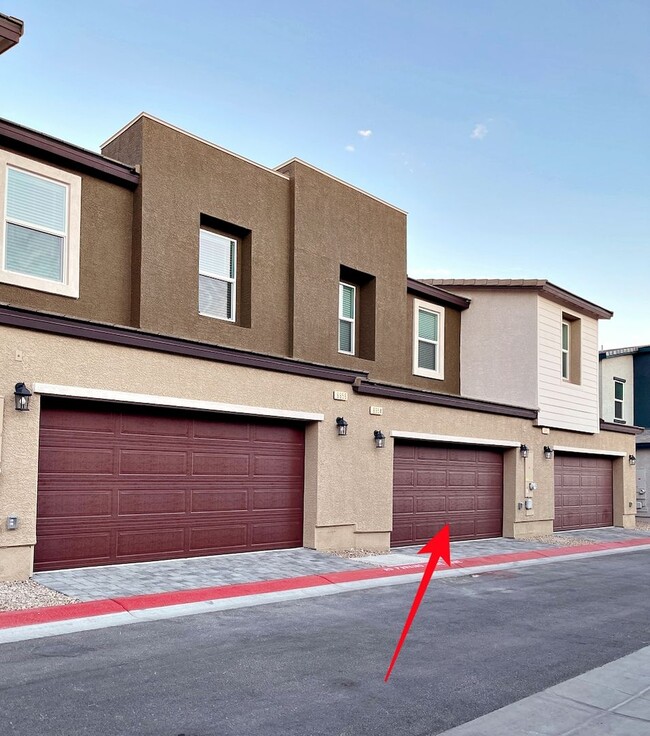 Building Photo - Smart Home, brand new, amazing townhome, 3...