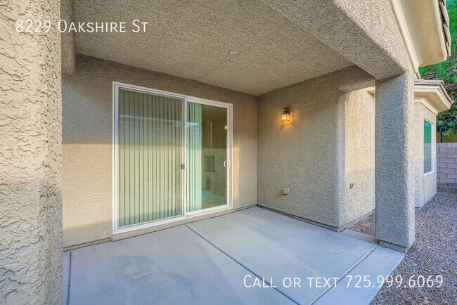 Building Photo - 8229 Oakshire St