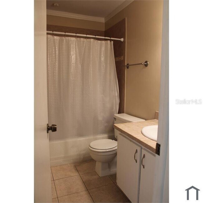 Building Photo - 8605 Champlain Ct