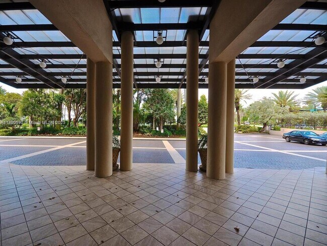 Building Photo - 10185 Collins Ave