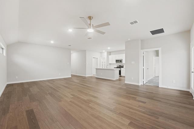 Building Photo - 522 Regency Ct