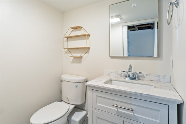 Building Photo - 1350 Bay Shore Blvd