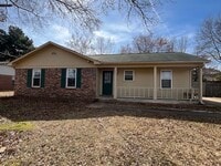Building Photo - Renovated 3 Bedroom 2 Bath Home for Rent!