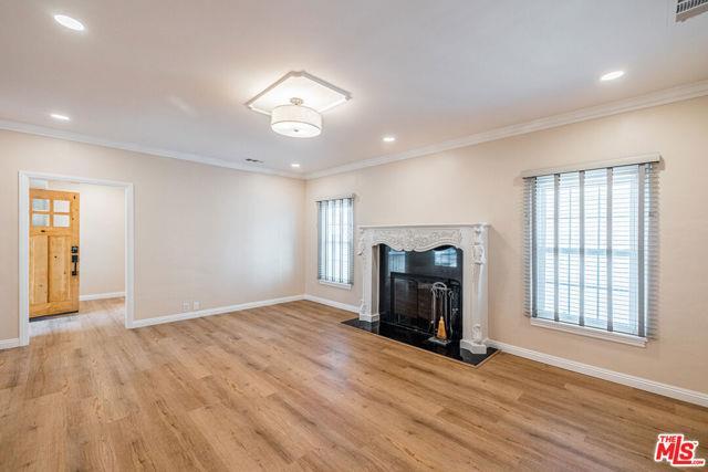 Building Photo - 2537 Cotner Ave