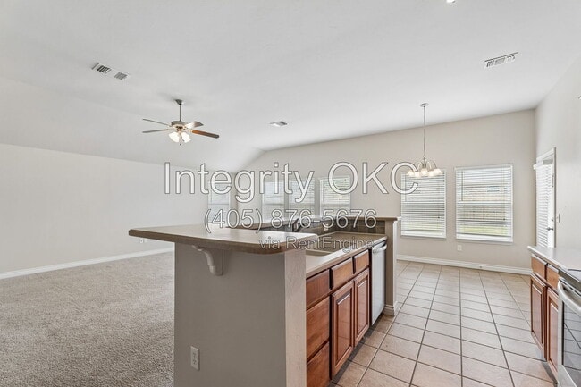 Building Photo - 2800 NW 184th St
