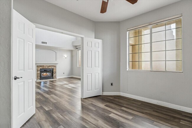 Building Photo - 16666 S 21st St