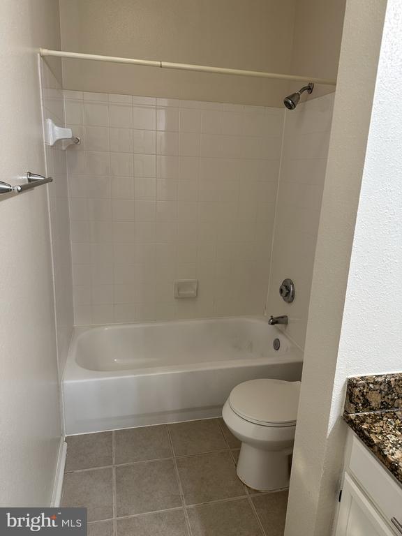 Building Photo - 1550 Spring Gate Dr.