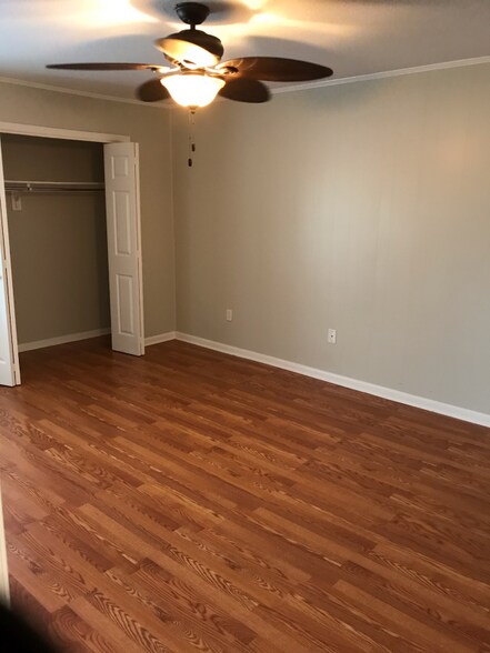 Building Photo - 1118 N Alston St