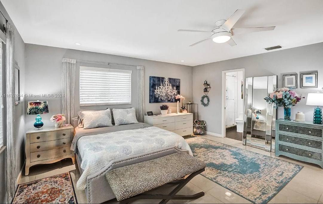 Building Photo - 1001 NE 17th Ct