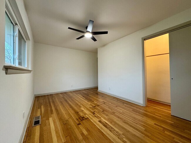 Building Photo - 3906 Forest Highland Cir