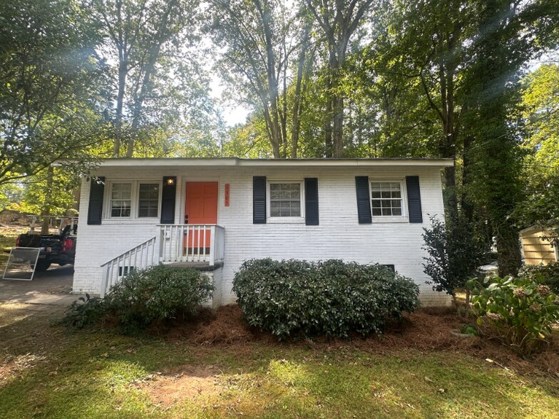 Primary Photo - 1505 Woodland Rd
