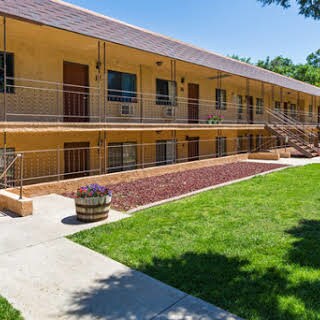 Primary Photo - 2625 Himes Ave