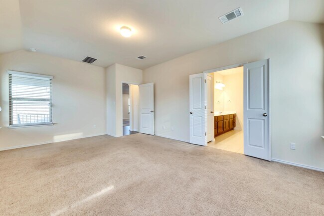 Building Photo - 724 Coltrane Dr