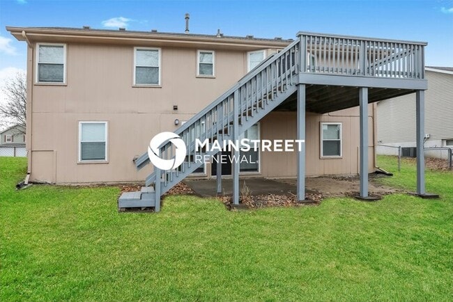 Building Photo - 3 Bedroom Pet-Friendly Home in KEARNEY, MO with Main Street Renewal