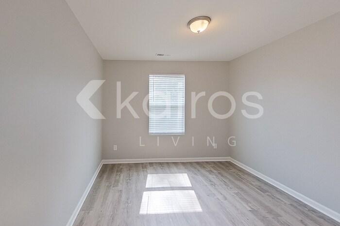 Building Photo - 2502 Kenton Ct SE