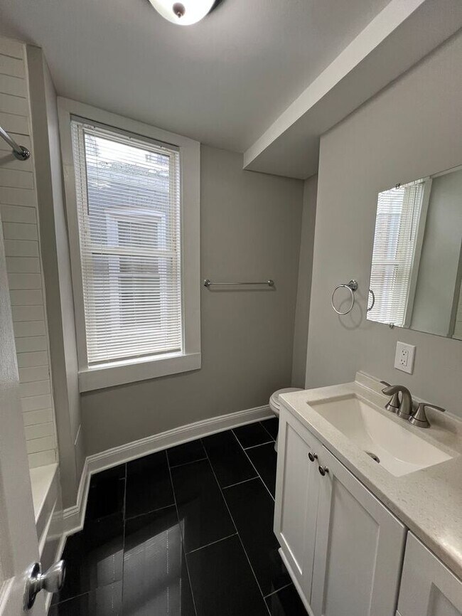 Building Photo - Affordable 3 Bedroom Home