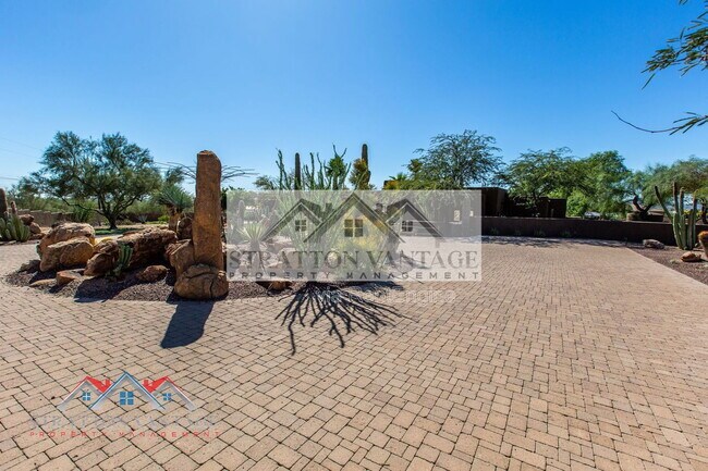 Building Photo - 39614 N 7th St