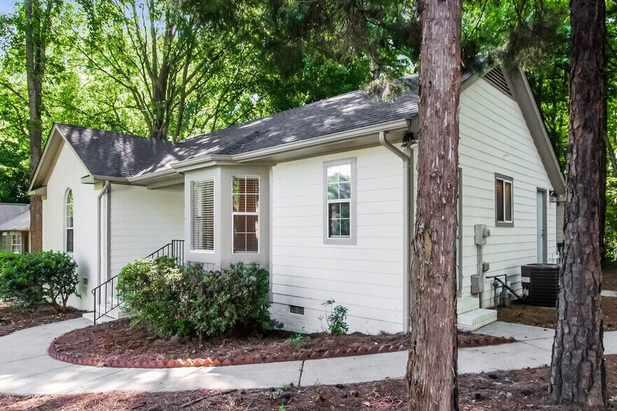 Building Photo - 7934 Quail Field Dr