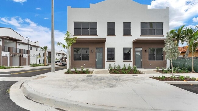 Building Photo - 13390 SW 251st Terrace