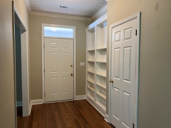 Building Photo - Home for rent in Arrowhead