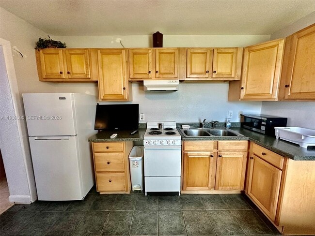 Building Photo - 6268 US-441