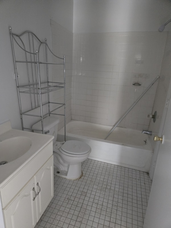 Building Photo - 891 N 41st St