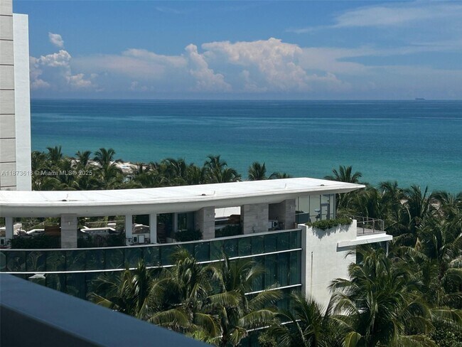 Building Photo - 2899 Collins Ave