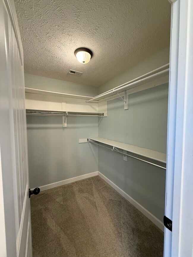 Building Photo - 3 Bdrm  2 Bath in Atoka