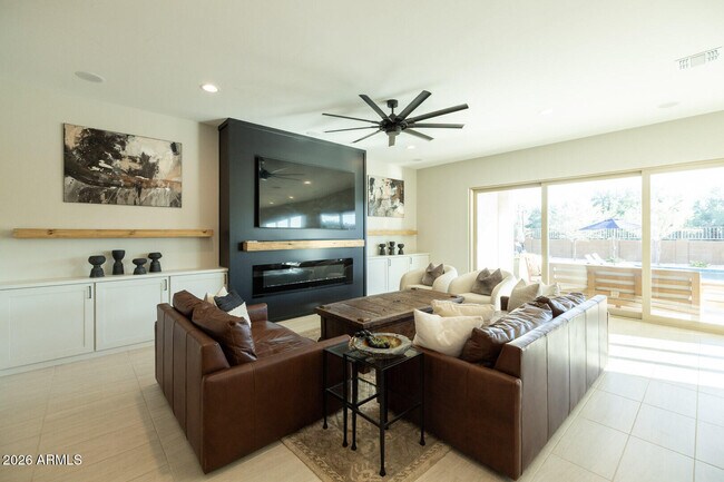 Building Photo - 23045 E Via Las Brisas