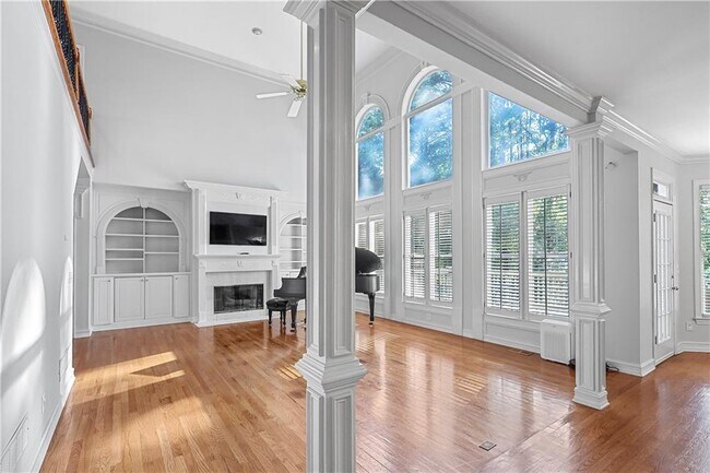Building Photo - 4030 Greatwood Path