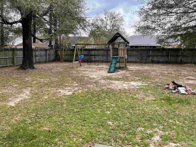 Building Photo - 7350 Copter Ln