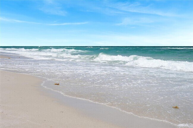 Building Photo - 5555 Collins Ave