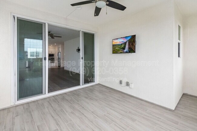 Building Photo - 341 Magnet