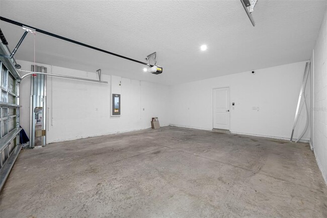Building Photo - 5913 Laurelcrest Gln