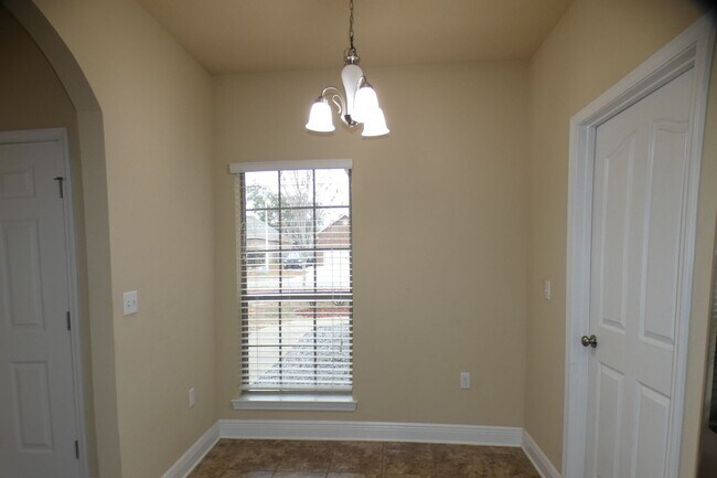 Building Photo - 3-Bedroom Home + Office/Flex Space