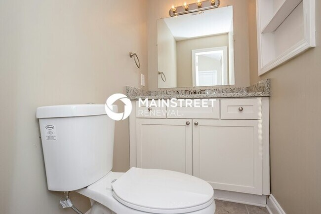 Building Photo - 4 Bedroom Pet-Friendly Home in Kennesaw, GA with Main Street Renewal