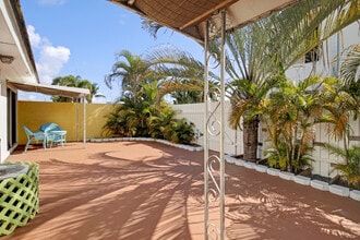 Building Photo - 136 Yacht Club Dr