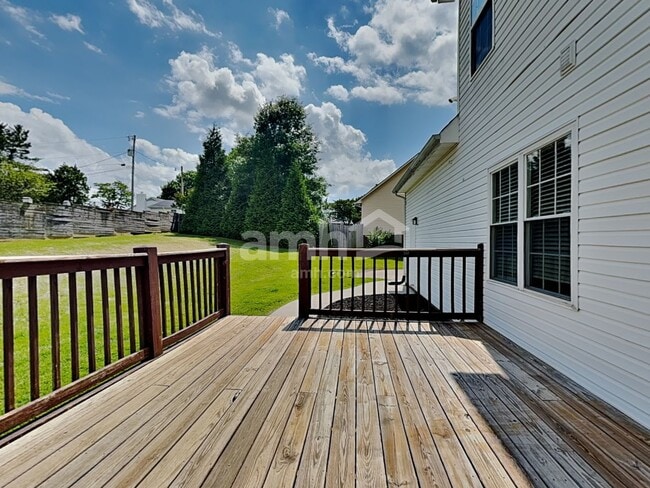 Building Photo - 8209 Jade Tree Ln