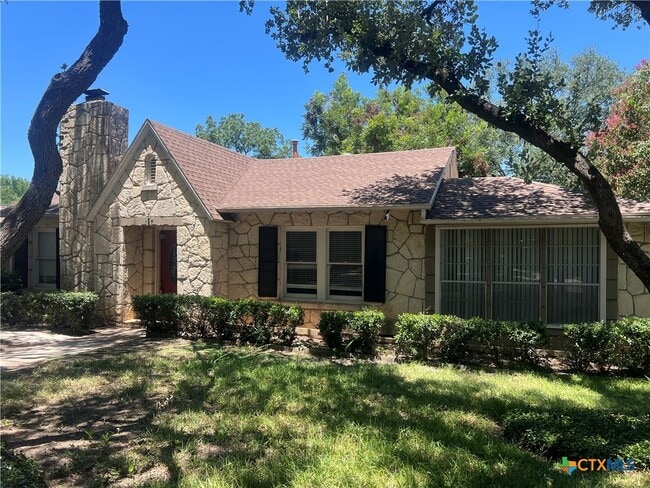 Building Photo - 127 Paloma Dr