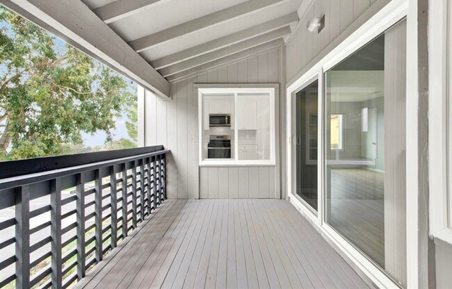 Building Photo - Gorgeous 2 Bed, 1 Bath Condo in Vallejo --...