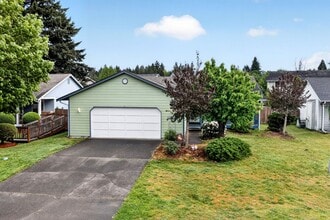 Building Photo - Must See 3 BED/2 Bath Rambler in Heart of Yelm Available 6/10/26! Close to JBLM!!!