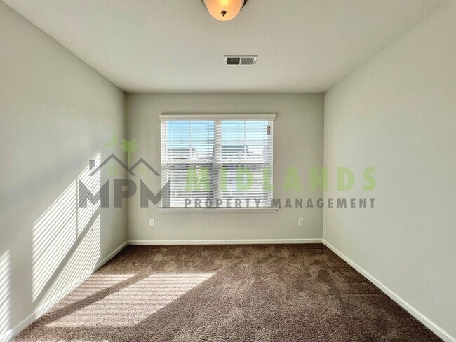 Building Photo - 931 Tuxford Trl