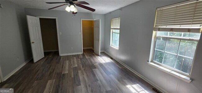 Building Photo - 1036 Plantation Way