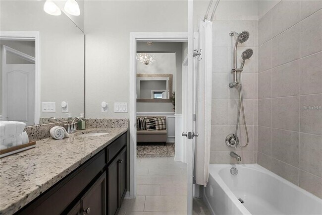 Building Photo - 1112 Narcoossee Del Sol Blvd