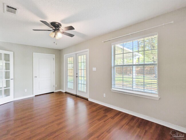 Building Photo - 5963 Ashton Woods Cir