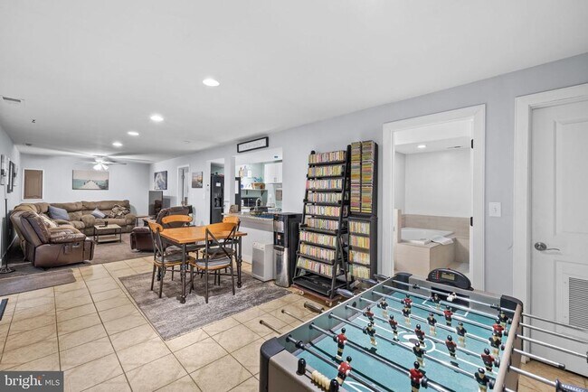 Building Photo - 5413 Rainwood Dr
